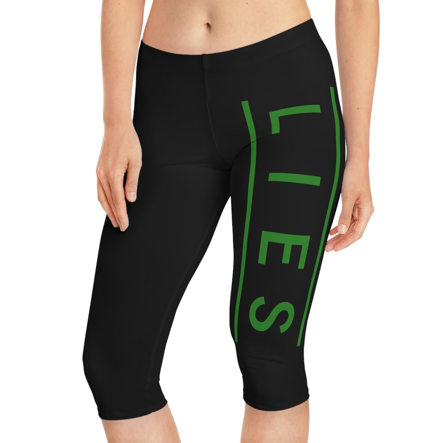 Eyes never Lie Women's Capri Leggings